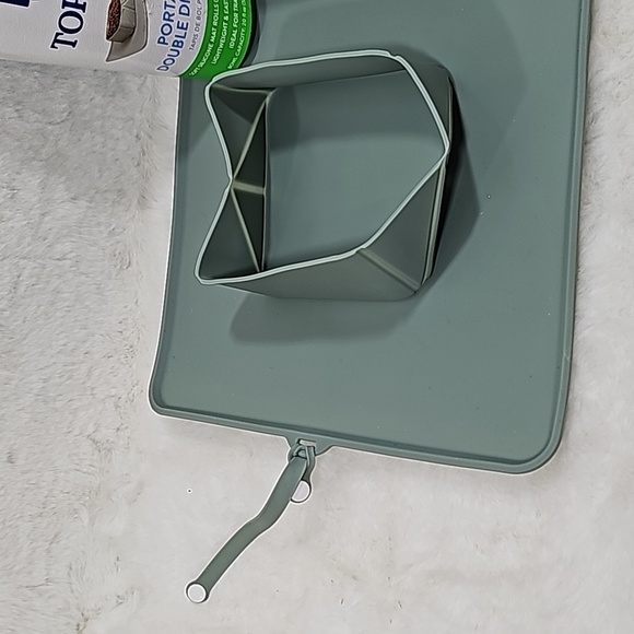 Top Paw Portable Double Diner Mat - Picture 6 of 8
